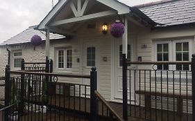 Findon Rest Ltd